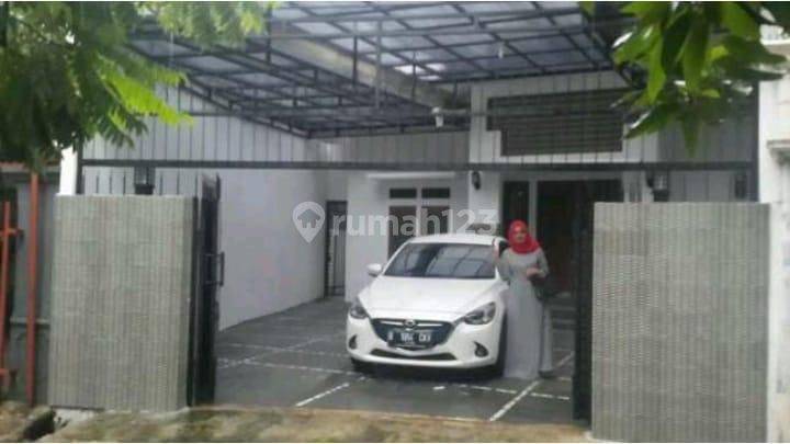 Rumah Siap Huni Bagus Startegis di Komplek Kav Pln Jatinegara 2