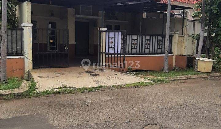 Rumah Siap Huni Free 2 Unit Ac Startegis di Cluster Taman Sari 1