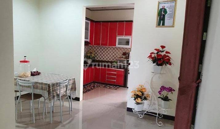 Rumah 2 Lantai Furnish Modern Startegis di Cluster Green Ara  2