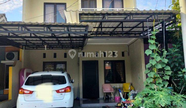 Rumah 2 Lt Modern Semi Furnish Startegis di Mutiara Gading City  1