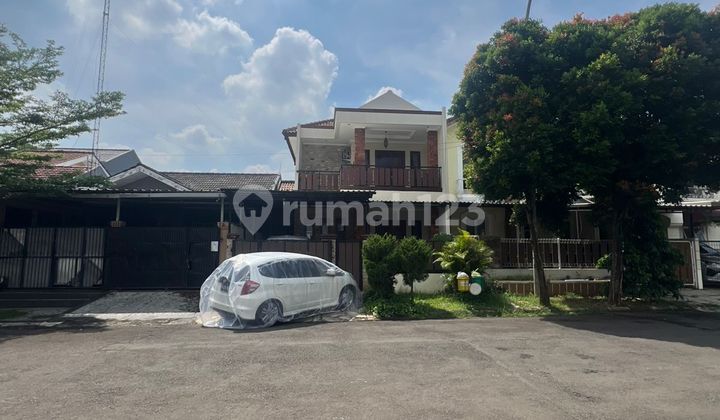 Di jual rumah semi furnisher di BSD tangerang selatan  2