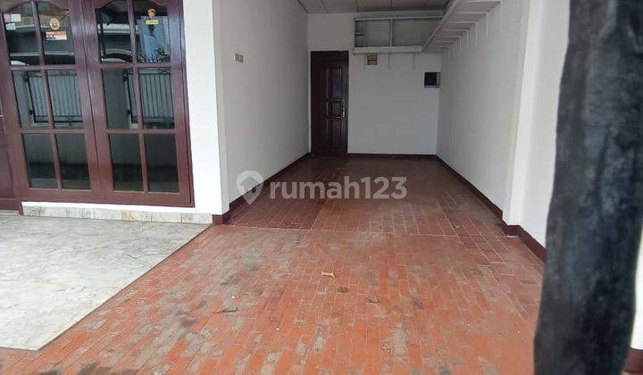 Rumah 2 Lt Minimalis Lokasi Startegis Nyaman Aman di Rawamangun 2