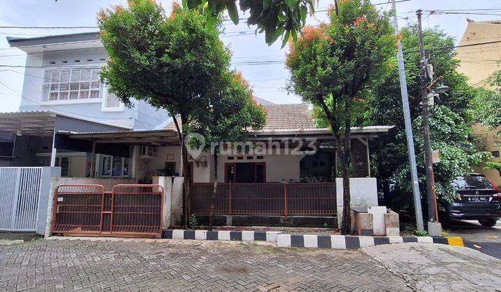 Rumah Hoek Siap Huni Bagus Startegis di Perum Tytyan Asri 1