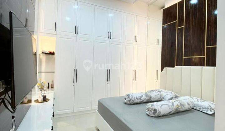 Rumah Modern Perkotaan Siap Huni Startegis Furnished Dijagakarsa  2