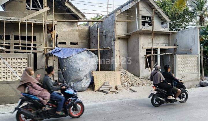 Rumah Ada 2 Unit Bangunan Baru Lokasi Startegis di Bekasi Utara  1