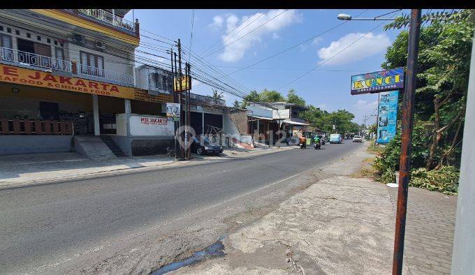 Disewakan Ruko Lokasi Stretegis Dekat Uii Kampus Pusat. Is 1