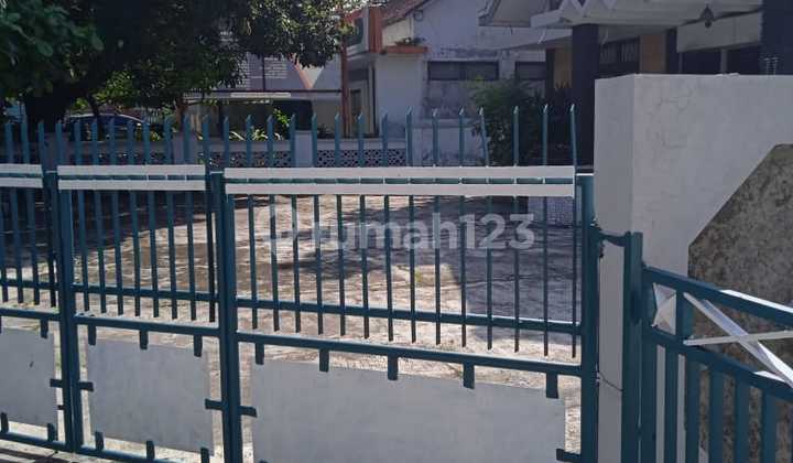 Rumah Tepi Jalan Raya Umbulharjo 065889  2