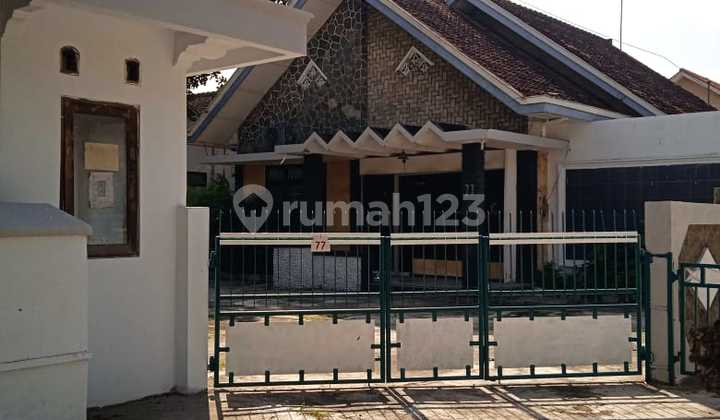Rumah Tepi Jalan Raya Umbulharjo 065889  1