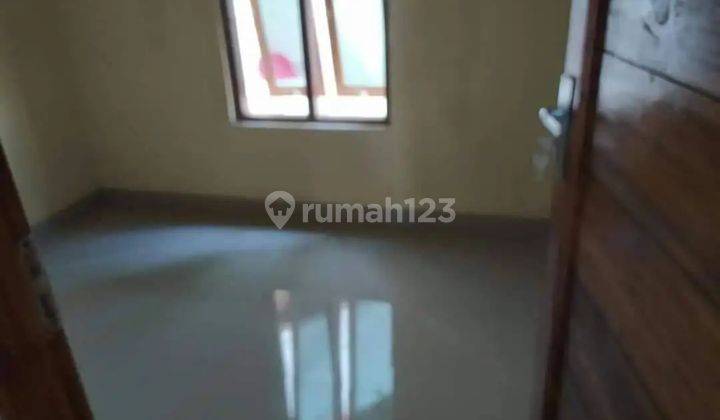 Disewakan rumah super murah lokasi premium dkt pasar godean. Age 2