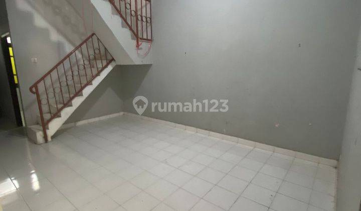 Disewakan Rumah Murah di Jakal K, 10 Dkt Uii Terpadu, Pasar Gentan. Age 2