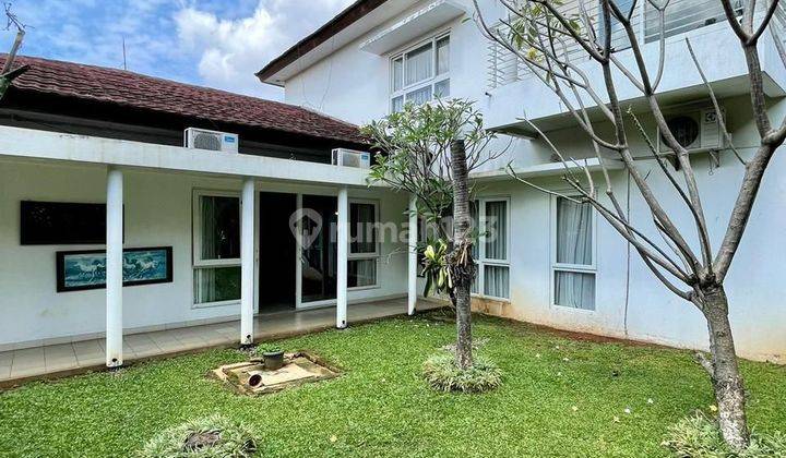 Rumah Cantik Siap Huni Lokasi Strategis Di Kemang 