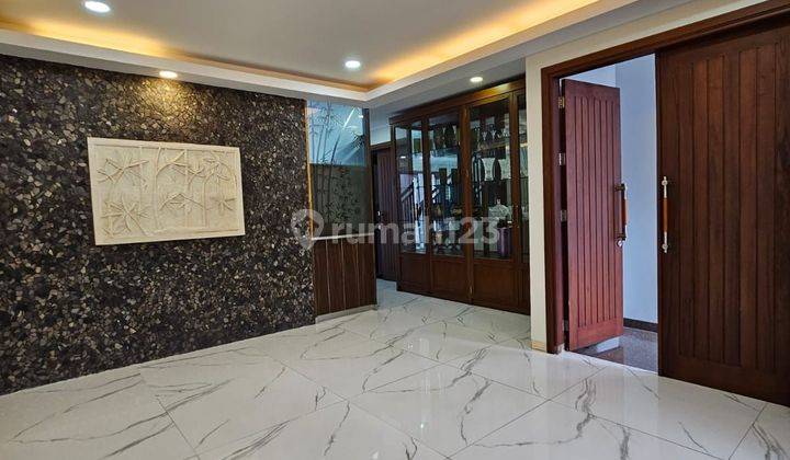 Rumah Siap Huni Jalan Lebar Lokasi Prime Di Pondok Indah 2