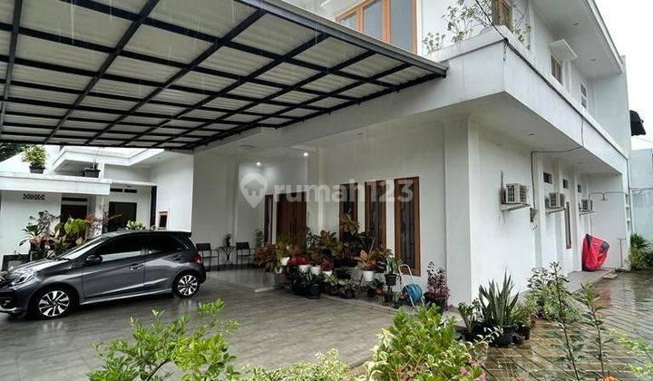 Rumah Terawat Desain Modern Lokasi Strategis Dekat Pondok Indah 1