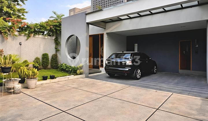 Rumah Cantik Siap Huni Lokasi Strategis di Cilandak Jakarta Selatan 2
