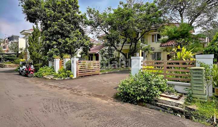 Wide Yard House in Elite Complex Cilandak, South Jakarta