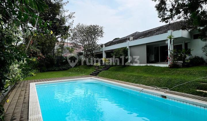 Jual Cepat Mendekati Njop Lokasi Strategis Tenang Halaman Luas Di Kemang Jual Cepat Mendekati Njop Lokasi Strategis Tenang Halaman Luas Di Kemang