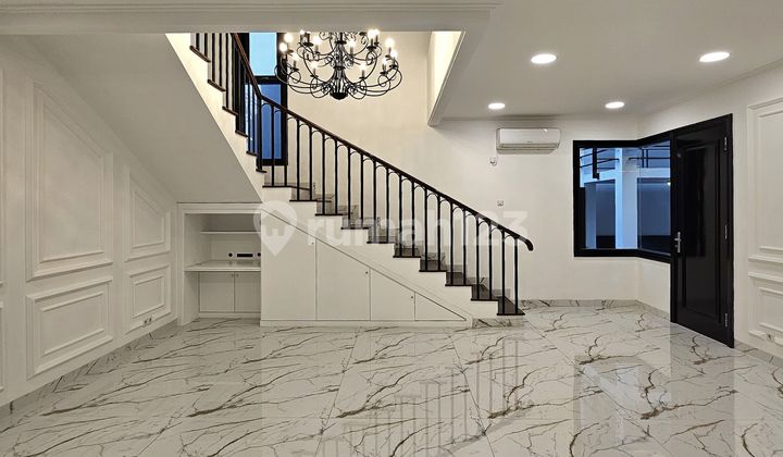 Rumah Mewah Classic Private Pool Dalam Cluster Bintaro Jaya 2