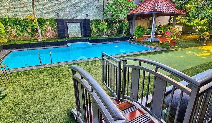 Rumah Siap Huni Fully Furnished Private Pool Dan Halaman Luas Di Lebak Bulus Jakarta Selatan 2