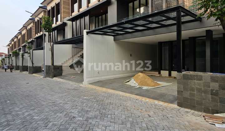 Townhouse Baru Lokasi Strategis 2 Menit Ke Tol Andara Desari 2