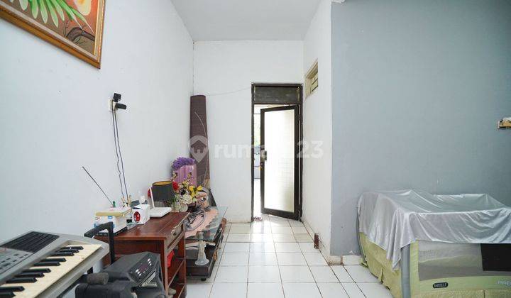 Rumah Strategis 4 KT Dekat Terminal Pondok Cabe SHM Harga Nego J21762 2