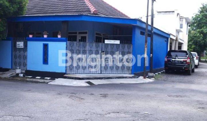 RUMAH STRATEGIS DEKAT BANDARA DI CAKRAWALA SEMARANG 1