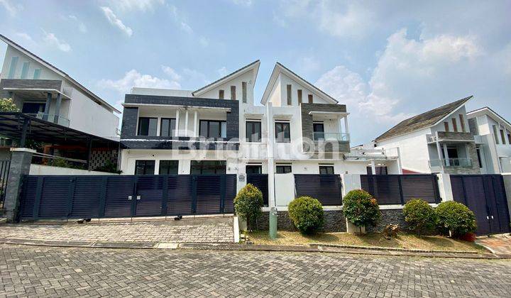 RUMAH MEWAH ELEGANT DI KOMPLEK PERUMAHAN ELITE TAMANSARI HILLS TEMBALANG SEMARANG 1