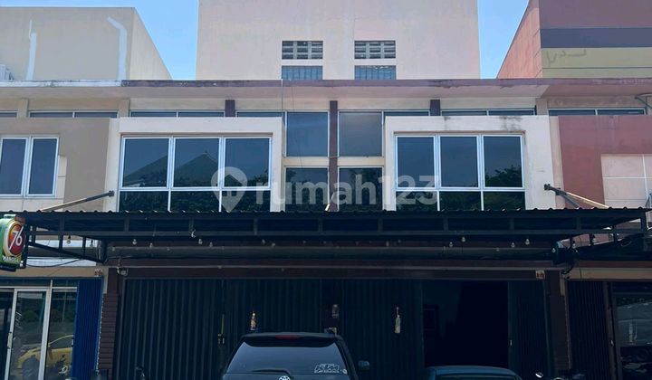 Two Shophouses Combined into One 3-Story Commercial Area Semawis Kedungmundu Tembalang 1