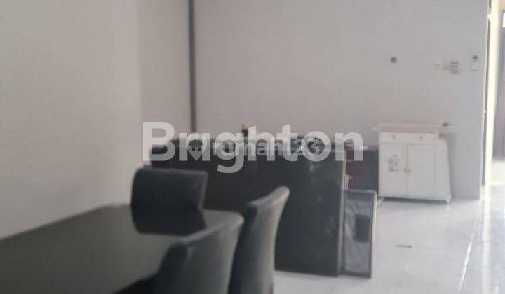 RUMAH SIAP HUNI TENGAH KOTA SEMI FURNISHED DI PEKUNDEN SEMARANG 2
