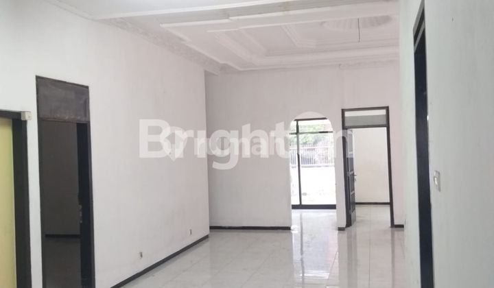 Single-story house, land price calculation. 2