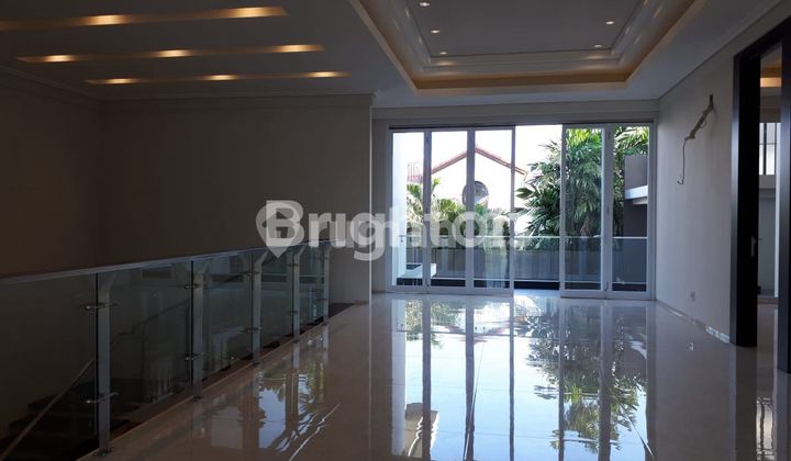 Brand New 2.5-Story House, Excellent. Luxurious. 2