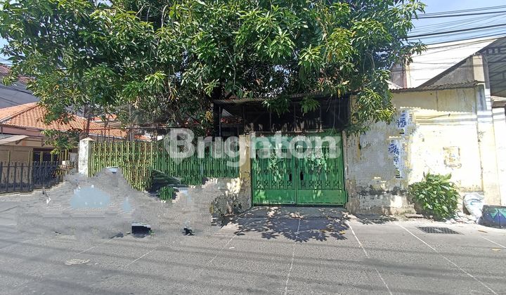 Shabby House, Land Area Calculated Separately