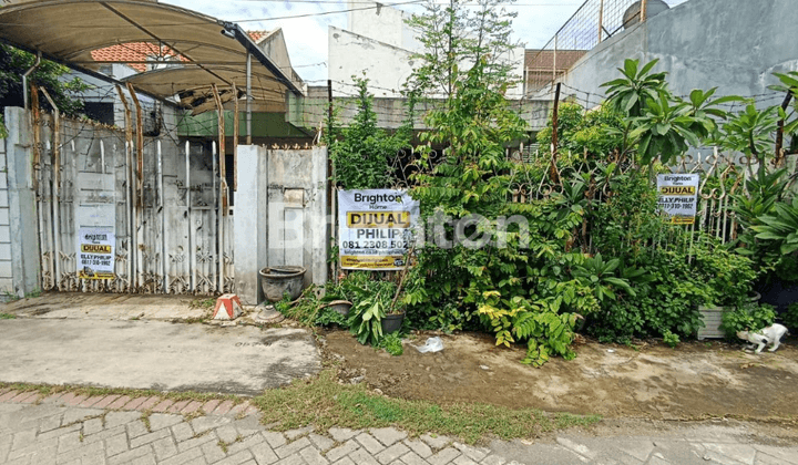 RUMAH HITUNG TANAH, AREA NGAGEL, LOKASI PUSAT KOTA, ROW JALAN 3 MOBIL 1