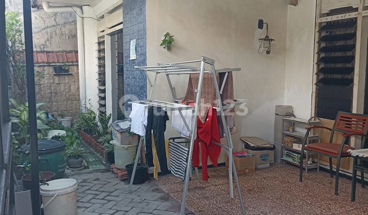 RUMAH LAMA 1 LT DINOYO NGAGEL SURABAYA, SIAP HUNI TERAWAT DKT RAYA