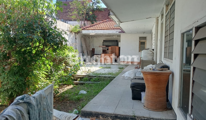 RUMAH LAMA 2 LANTAI, KUPANG INDAH, ROW JALAN 3 MOBIL