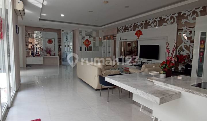 RUMAH 2 LT, PAKUWON CITY SURABAYA TIMUR, MEWAH BAGUS SIAP HUNI