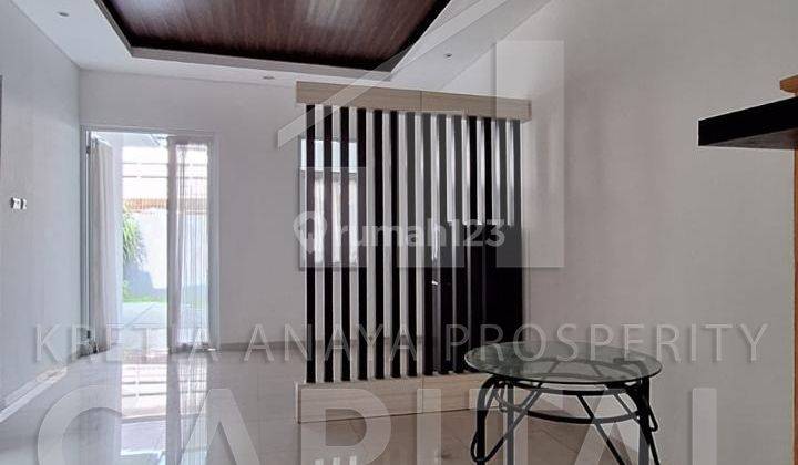 Rumah 2 Lantai Bagus Unfurnished SHM di Bandung Barat, Bandung 1
