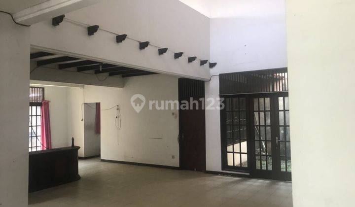 Rumah Bagus 2 Lantai SHM Daerah Petojo Sabangan RM180 1