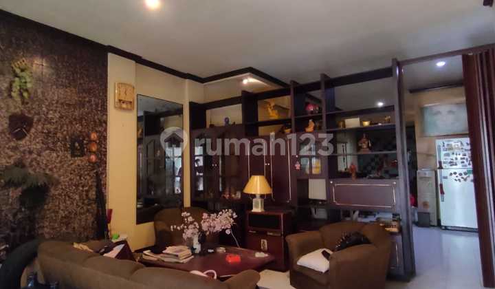 Rumah Dibawah NJOP Siap Huni Daerah Grawisa Tubagus Angke Bangunan 2,5lt Hadap Utara Akses Jalan 2 Mobil Lokasi Depan Taman 1