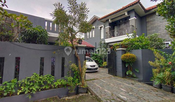 Rumah Nyaman 2 Lantai Bagus SHM di Dekat Pemkot Cimahi, Bandung 1