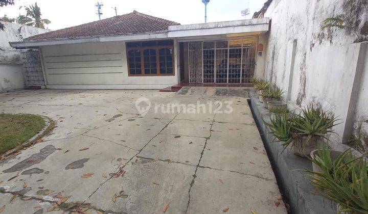 Rumah Lama Bagus Siap Huni Mainroad Jalan Laswi Bandung 1