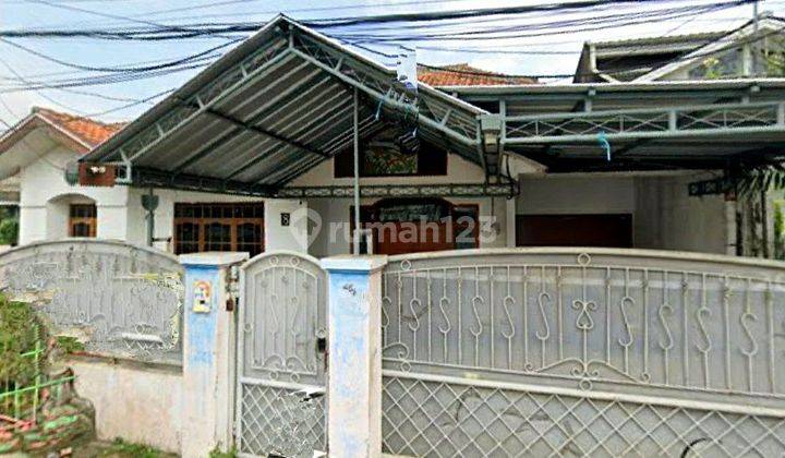 Rumah Lama Terawat Siap Huni Di Sayap Sudirman Bandung 1