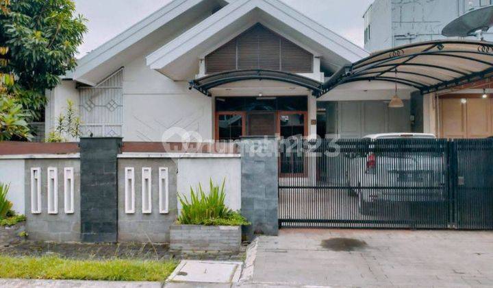 Rumah Siap Huni Dalam Komplek Nyaman Singgasana Pradana Bandung 1