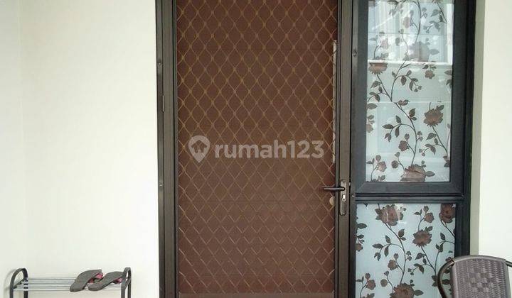 Disewakan Rumah Pik Milenial 4,5x10m2 Furnished Murah 1