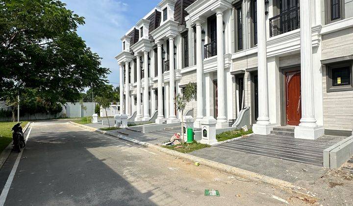 Dijual Rumah Komplek Citraland Helvetia Medan 2