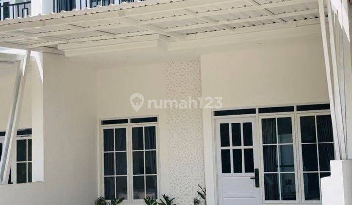 Rumah 2 Lantai Baru Furnished SHM Ready Unit Dp.0  2