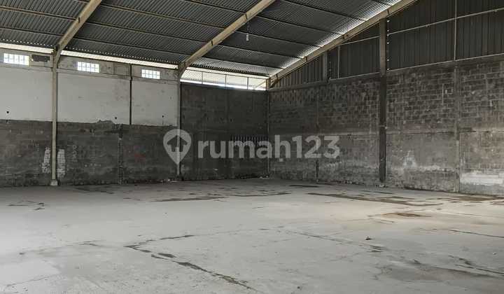 DISEWAKAN GUDANG TANAH LUAS DEKAT BANDARA DEKAT AKSES TOL
