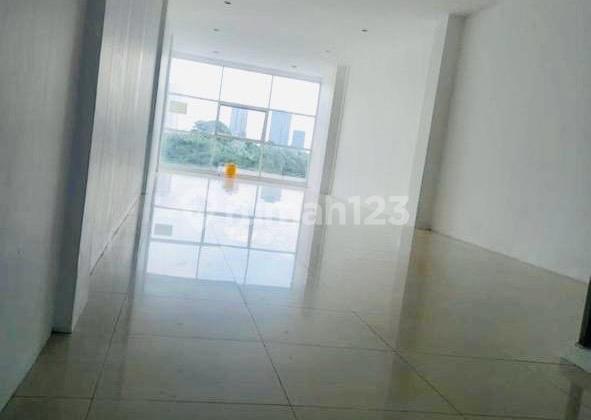For Rent 3 Connected Shophouses on Serpong Main Road Strategic Location 2