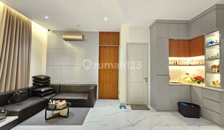 Menteng Village Rumah Bagus Sekali Siap Huni Full Interior Design 2