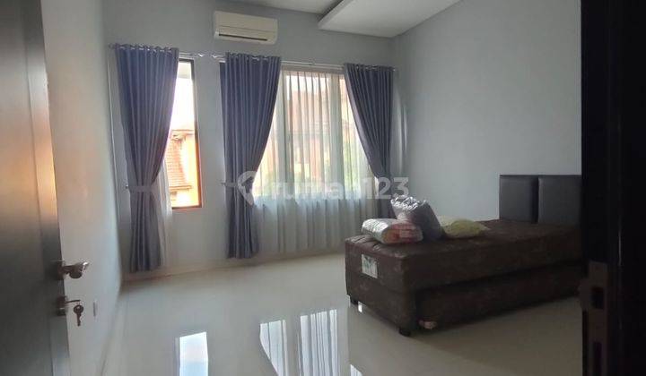 Dijual Rumah Modern Taman Giri Loka Bsd Furnished Siap Huni 2