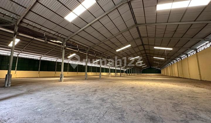 FOR RENT FACTORY IN JATIUWUNG, TANGERANG IN GOOD AND WELL-MAINTAINED CONDITION